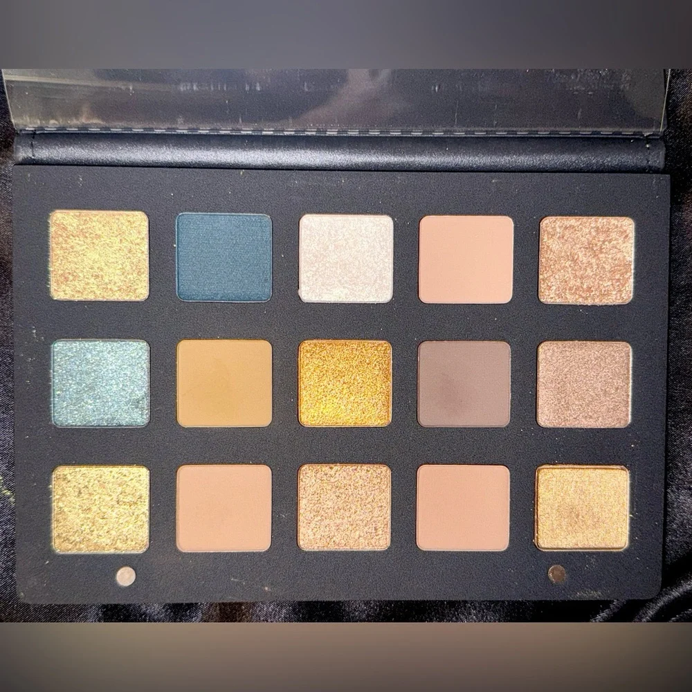 Natasha Denona Gold Eyeshadow Palette - Original, discontinued, htf - Picture 4 of 6